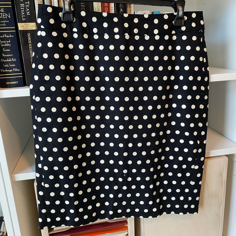 Banana Republic Black and White Polka Dot Pencil Skirt